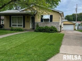 3605 14th Ave, Moline, IL 61265