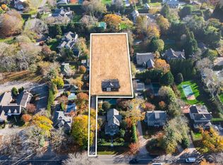 88 Pantigo Rd, East Hampton, NY 11937