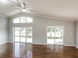 2313 NW 186th Ave, Pembroke Pines, FL 33029