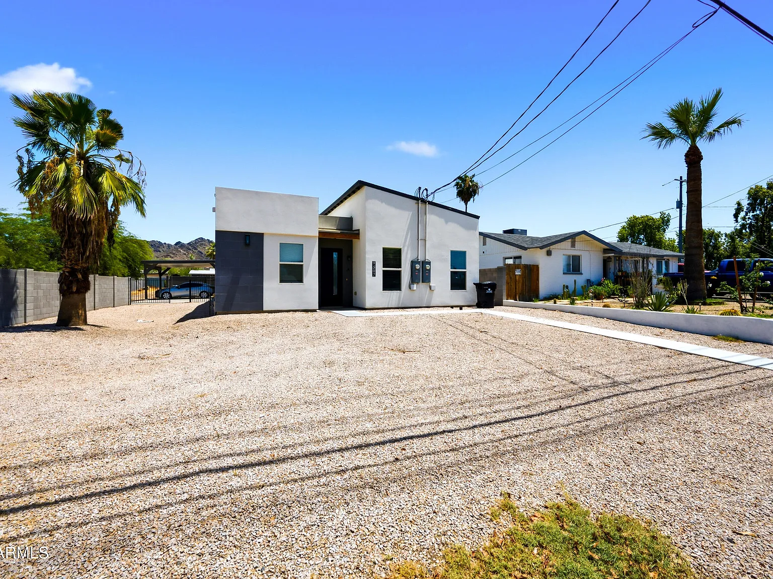 3 bed, 2.0 bath, 1317 sqft, $1,895 — Photo 1