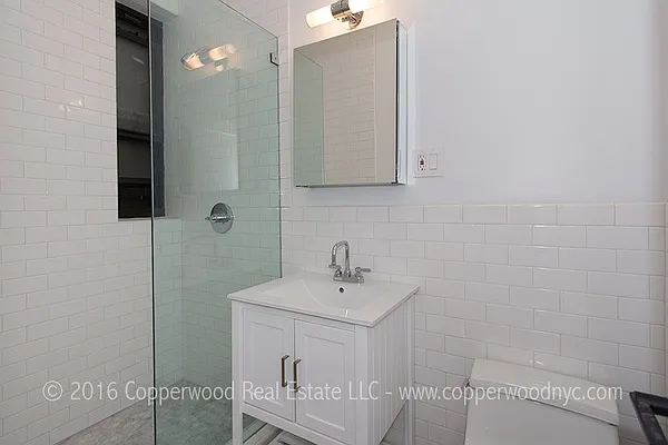 Rented by Copperwood Real Estate | media 19