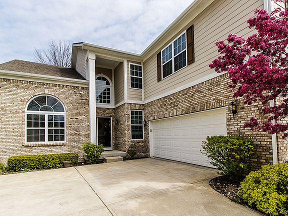 2nd image of 15178 Clove Hitch Ct