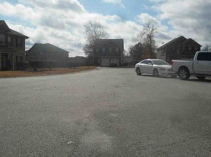 Exterior Neighborhood (street photo)