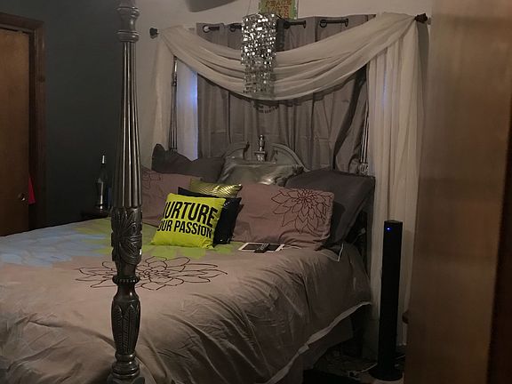 5th image of 15937 Marinda Cir