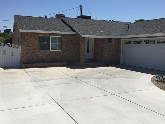 3rd image of 325 W Bonnie Brae Ct