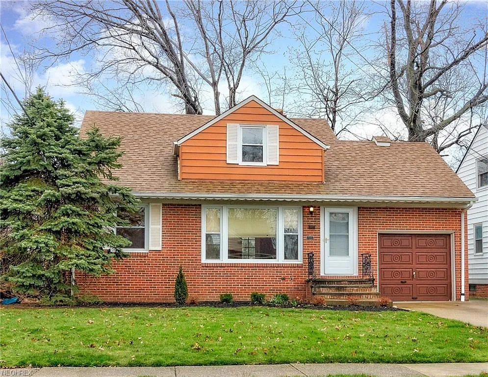 414 Halle Dr photo 1