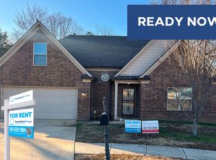 5459 April Forest Dr, Memphis, TN 38141