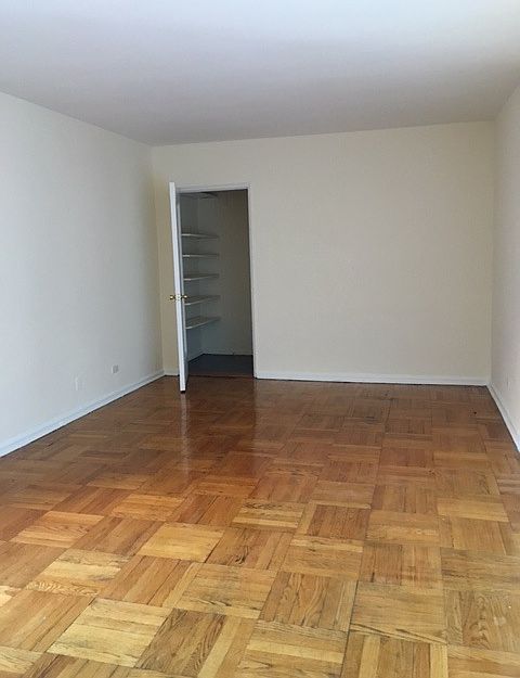 2nd image of 511 W 235th St