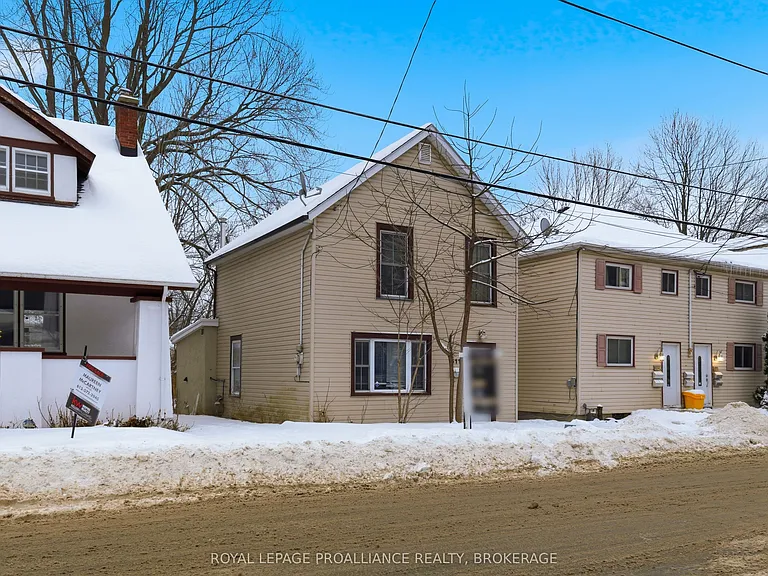 511 Victoria St — Photo 4