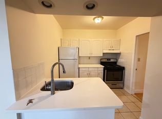 84 1/2 Morris St APT 4R, Jersey City, NJ 07302