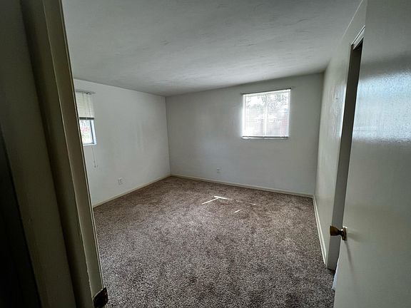 5th image of 283 Euclid Ave #283