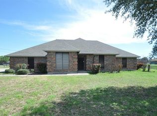 921 Crystal Ln, Crowley, TX 76036