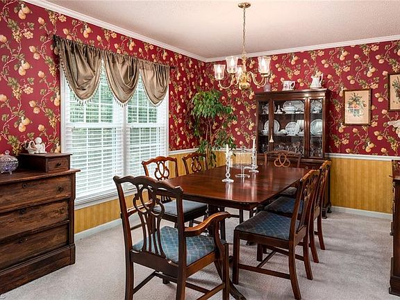 5th image of 1700 Avenbury Ct