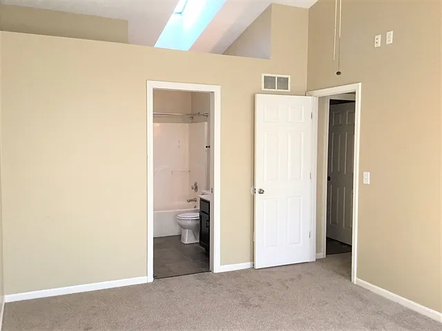 94 Fleming Dr — Photo 9