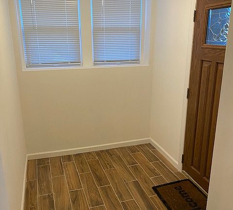 3rd image of 212 Alpine Pl #Basement
