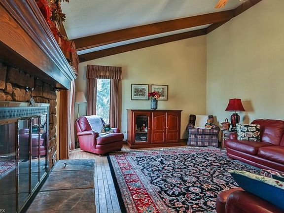 5th image of 5537 Clarendon Dr