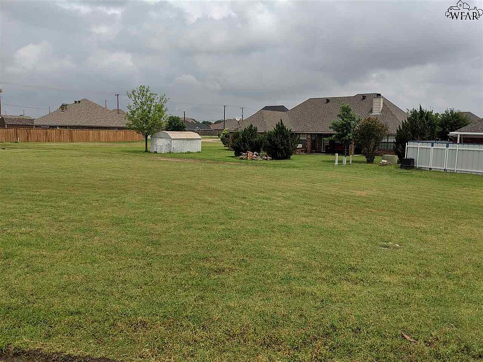 1st image of 1405 Sioux Ln