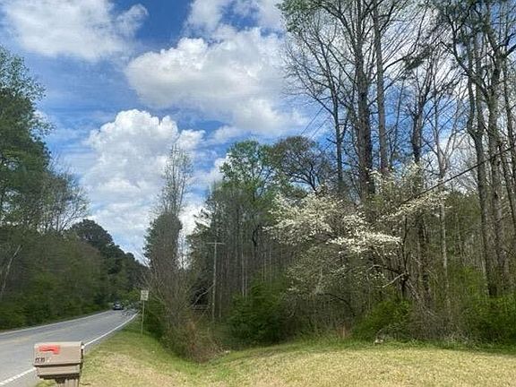 5th image of 4815 Highway 166