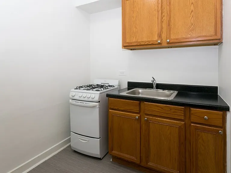 5528-5532 S. Everett Avenue — Photo 34