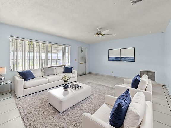 3rd image of 1196 SW Lake Circle