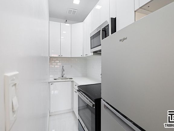 2nd image of 193 E 100th St APT 4A