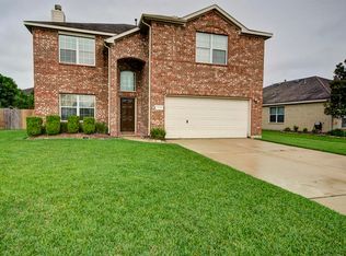 2115 Goldfinch Ln, League City, TX 77573