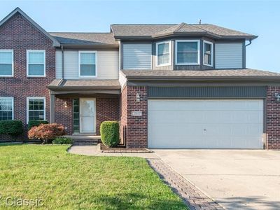 25032 Mahogany Dr #82, Brownstown, MI, 48134