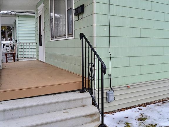 2nd image of 60 8th Ave