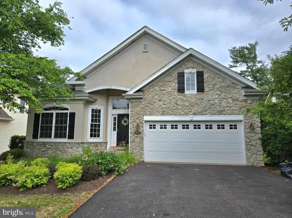 111 Silver Tail Ln, New Hope, PA 18938