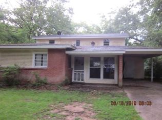 621 Bonnie Ln, Mobile, AL 36609