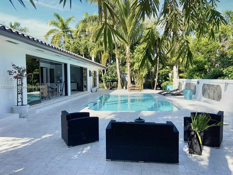 17615 SW 80th Ct — Photo 27