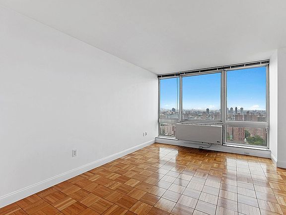 3rd image of 215 E 96th St #27-B