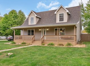 203 W Jefferson St, Gardner, IL 60424