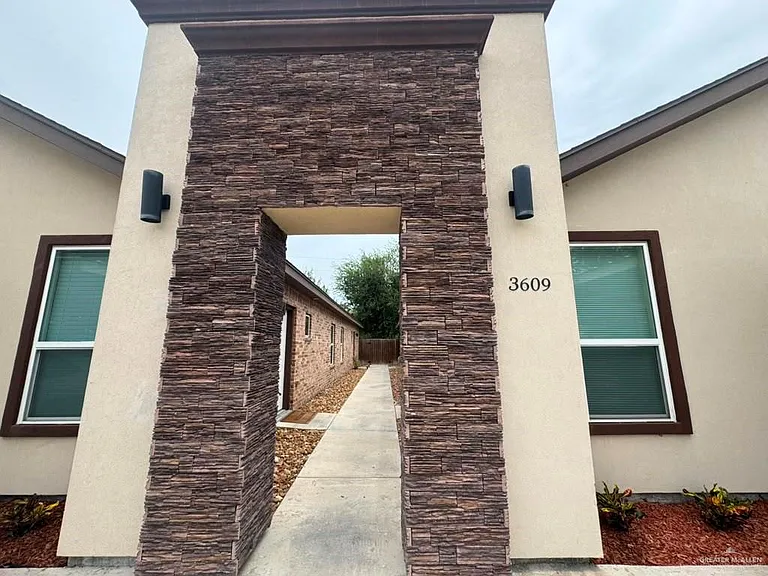 3609 Valeria St #3 — Photo 1