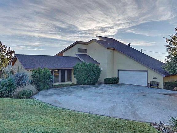 5th image of 1001 Agarita Cir