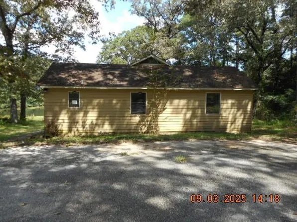 9850 Cleborne Rd, Chunchula, AL 36521