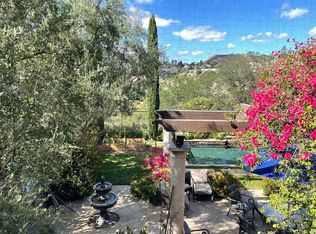 1 Espalier Dr, Foothill Ranch, CA 92610