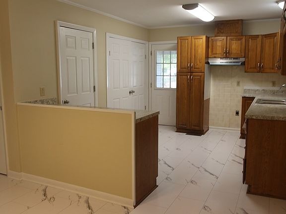 3rd image of 2700 Pine Valley Rd