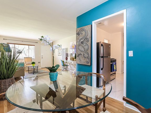 3rd image of 1847 Euclid St APT B