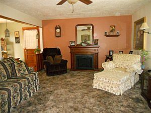 2nd image of 11935 Oakmont Dr