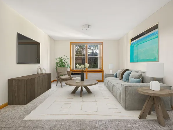 651 Vanderbilt St APT 3P, Brooklyn, NY 11218