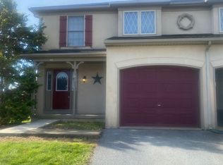 43 Eagle Dr, Ephrata, PA 17522