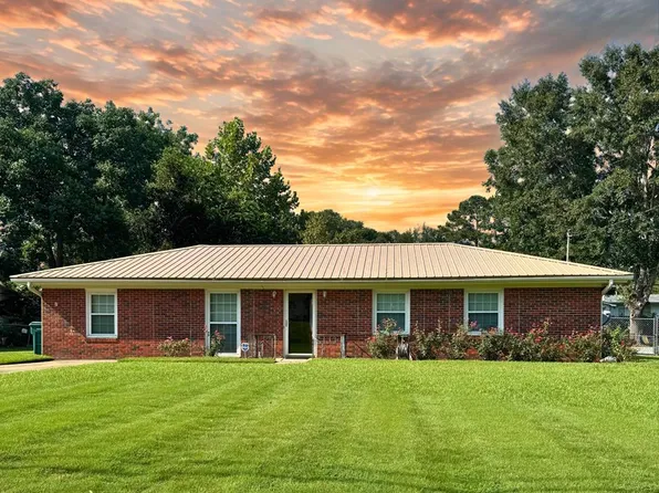 203 Kent Dr, Eufaula, AL 36027