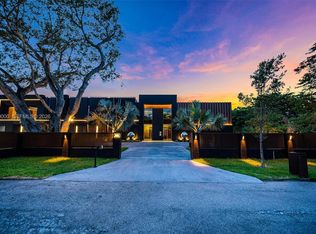 13500 SW 69th Ave, Pinecrest, FL 33156