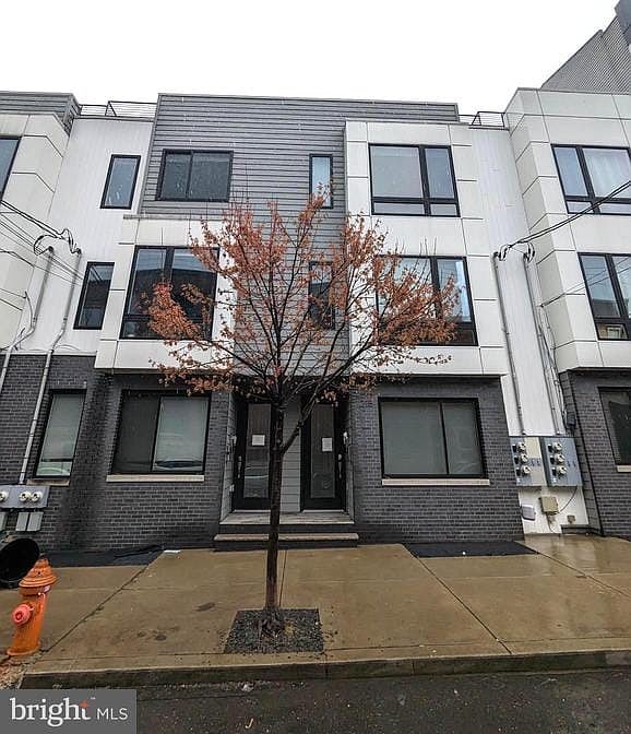 1215 N 5th St UNIT 2, Philadelphia, PA 19122 | Zillow