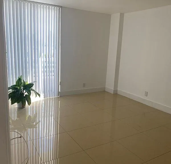 3300 NE 192nd St #716 — Photo 2