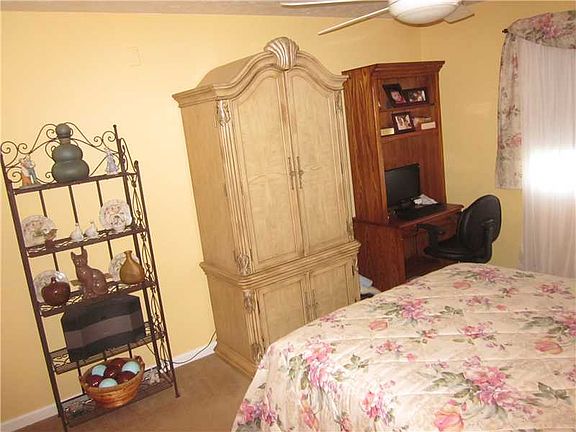 5th image of 2119 Lake View Dr #2119
