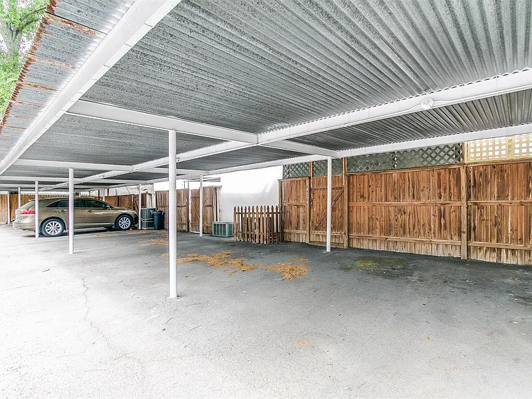1407 Springrock Ln — Photo 19