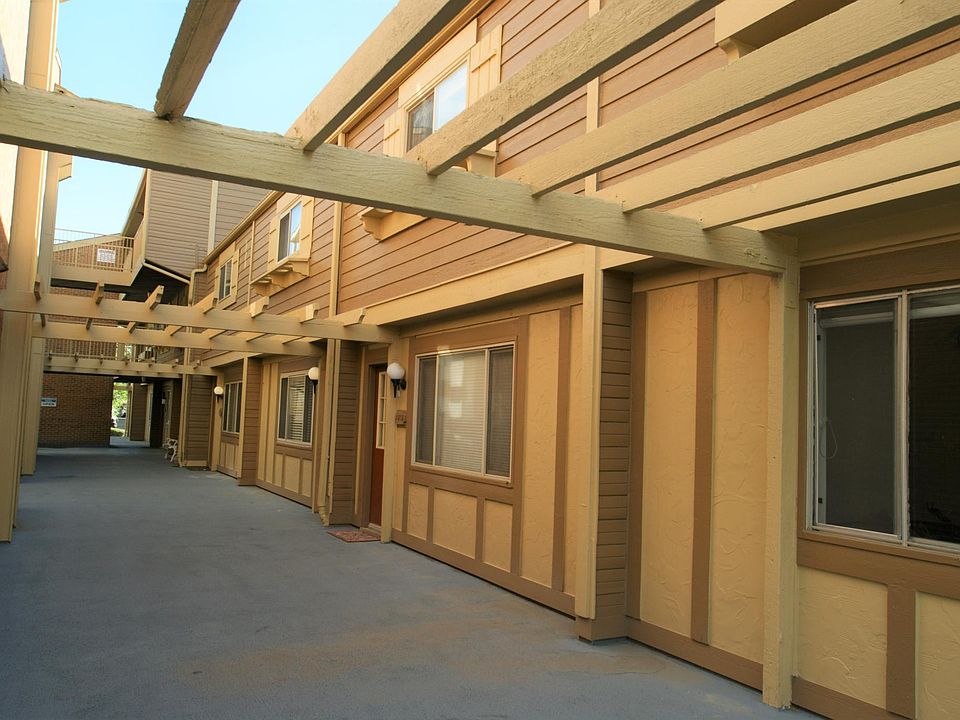 2nd image of 3161 Madison Ave APT 309