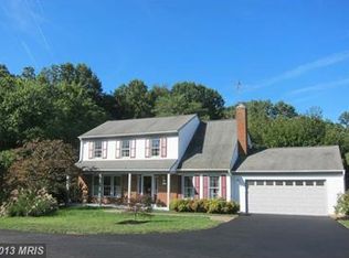 12193 Queens Brigade Dr, Fairfax, VA 22030